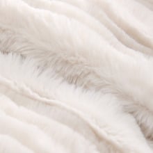 Eyelash Fleece Reversible Heated Throw